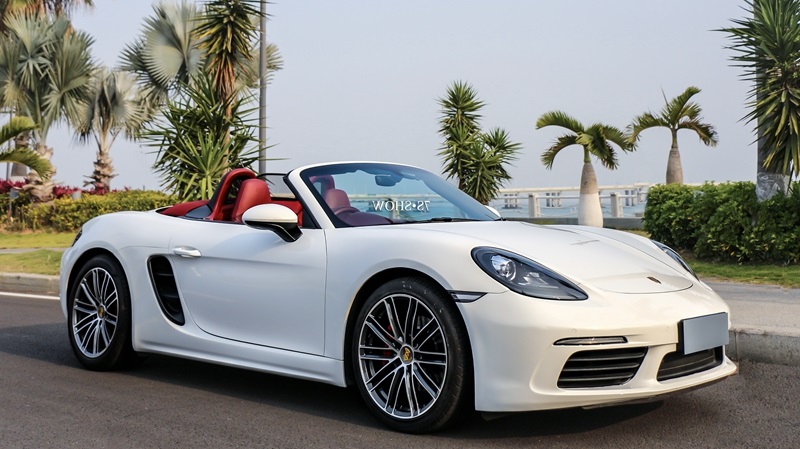 保时捷718Boxster